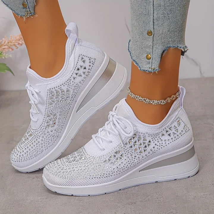 Alina | Zapatillas Cómodas con Detalles de Pedrería Brillante