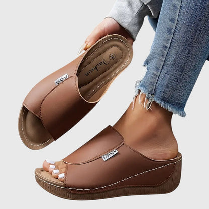 Mariana | Sandalias Abiertas con Suela Estable